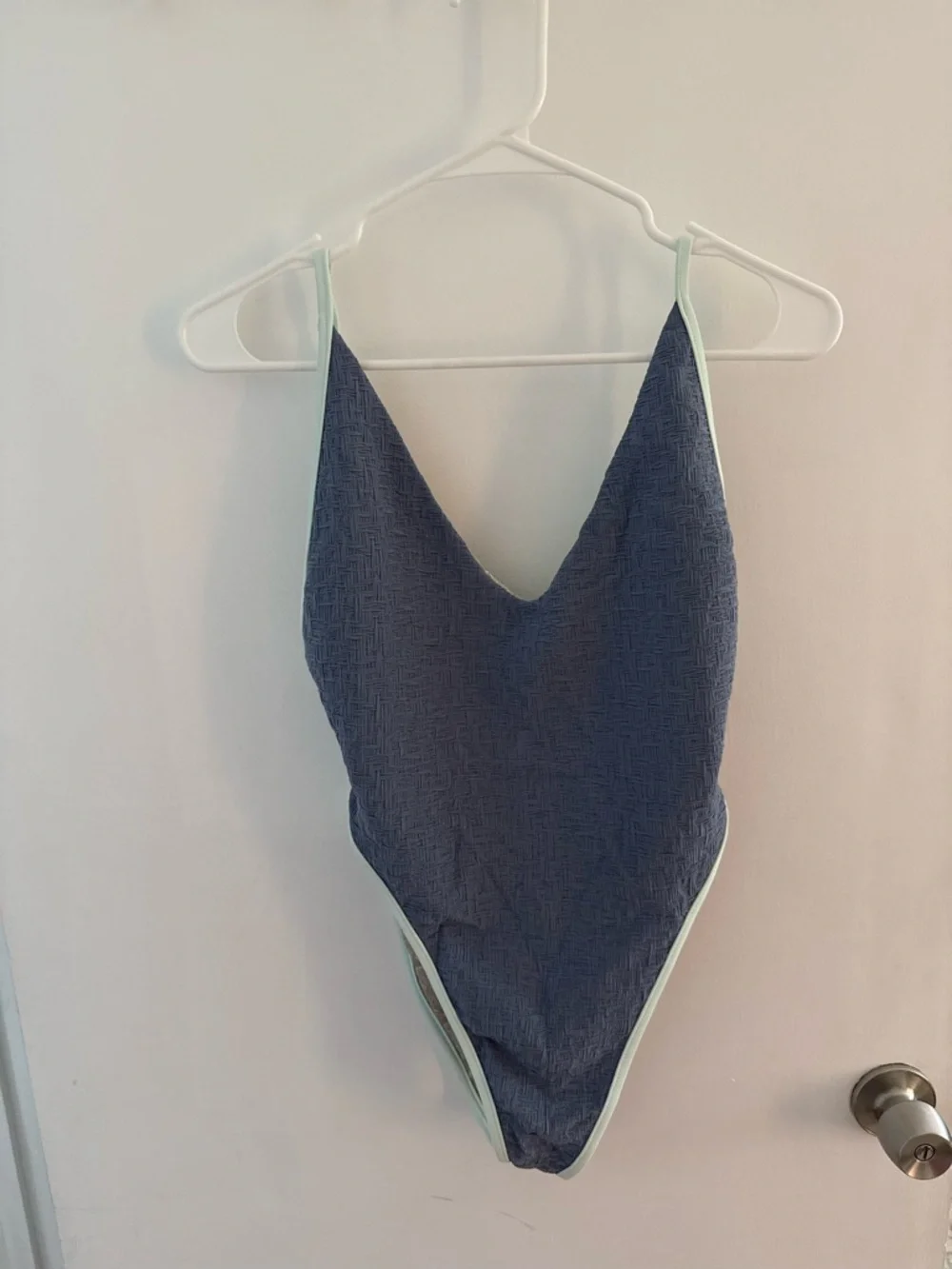 free-est Amber One-Piece Swimsuit Blue and Teal Size L - Picture 3 of 5